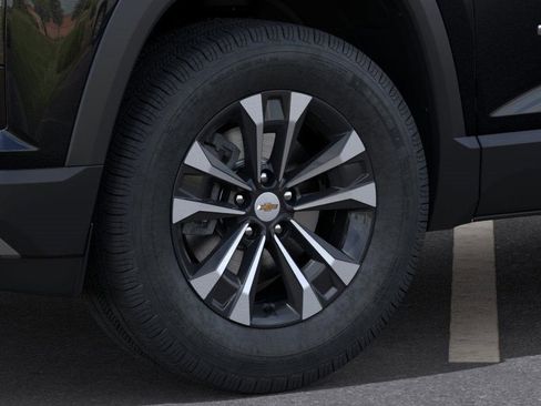 New 2025 Chevrolet Equinox LT image 40