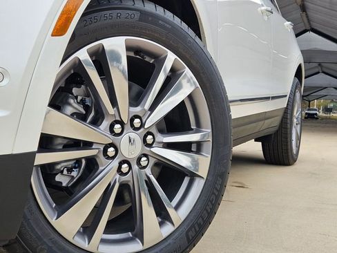 New 2025 Cadillac XT5 Premium Luxury w/ Technology Package image 8