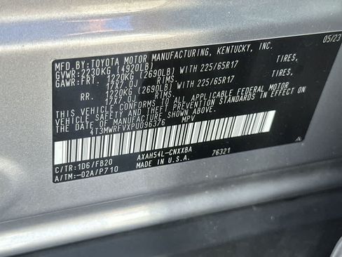 Used 2023 Toyota RAV4 LE AWD/4WD image 29