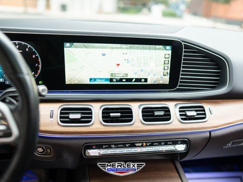 Used 2021 Mercedes-Benz GLE 350 350 4MATIC w/ Premium Package image 28