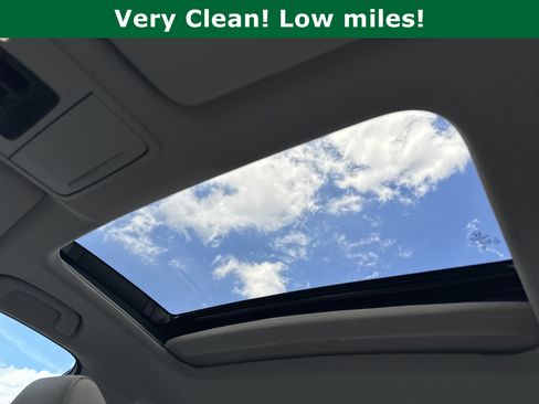 Used 2023 Honda Accord EX image 33