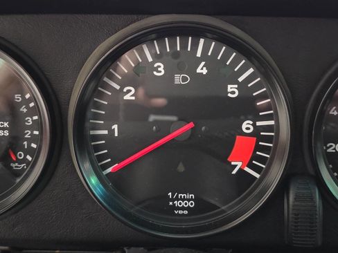 Used 1987 Porsche 911 Carrera image 91