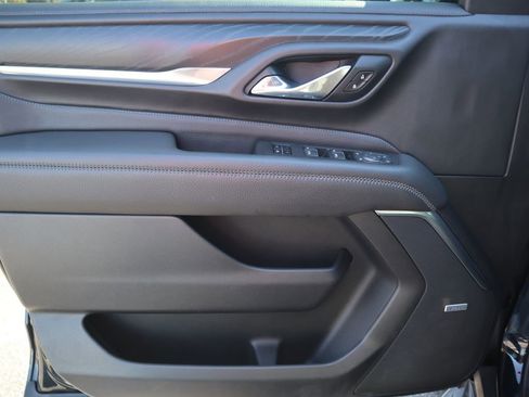 Used 2021 GMC Yukon Denali image 18