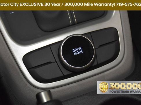 New 2025 Hyundai Venue SEL image 29