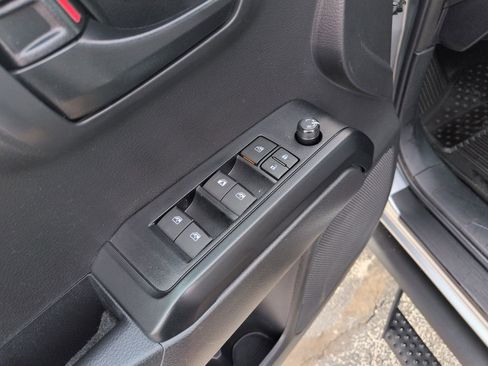 Used 2023 Toyota Tacoma SR AWD/4WD image 11