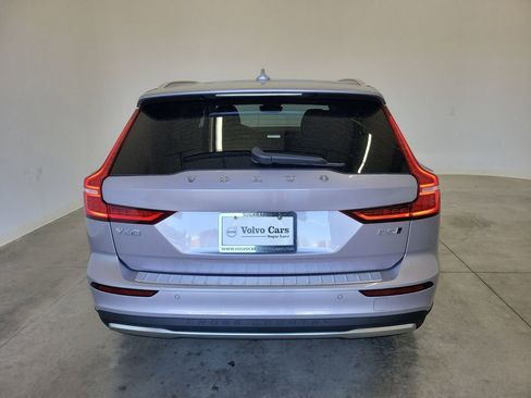 New 2026 Volvo V60 B5 Cross Country Plus w/ Protection Package Premier image 6