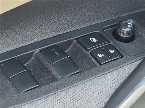 Used 2025 Toyota Corolla LE FWD image 13