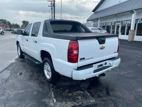 Used 2008 Chevrolet Avalanche LT w/ LT Preferred Equipment Group AWD/4WD image 7