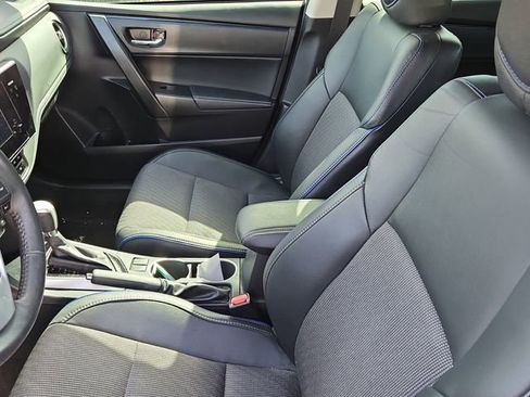 Used 2017 Toyota Corolla SE image 4