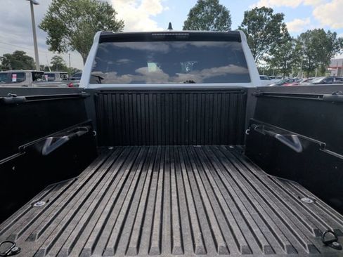 Used 2024 Toyota Tacoma SR5 RWD image 33