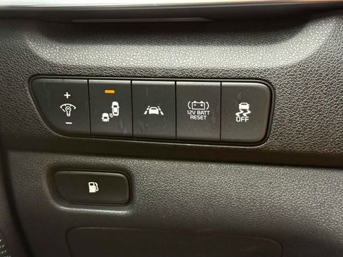 Used 2022 Kia Niro Touring Special Edition FWD image 13