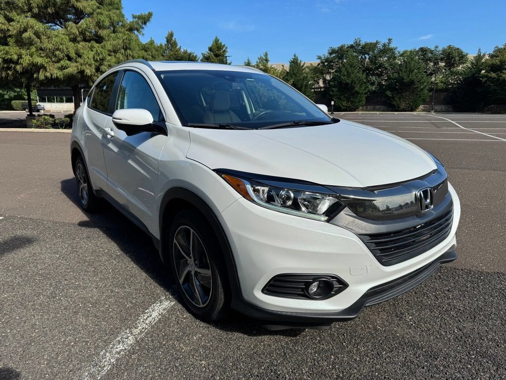 Used 2022 Honda HR-V EX-L image 6