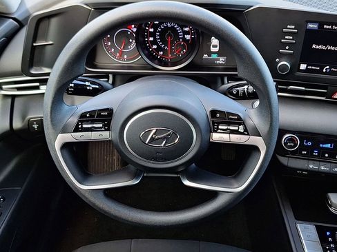 Certified 2023 Hyundai Elantra SEL image 14