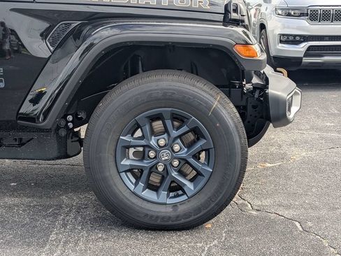 New 2026 Jeep Gladiator Sport AWD/4WD image 12