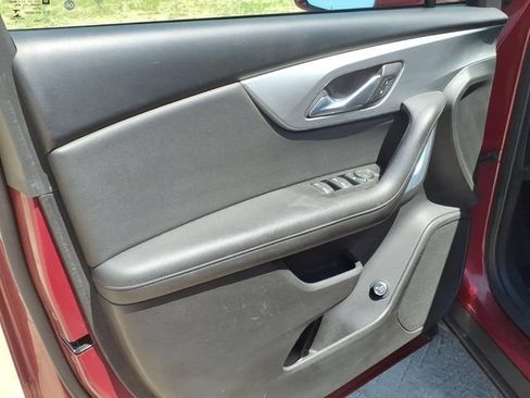 Used 2020 Chevrolet Blazer LT AWD/4WD image 9