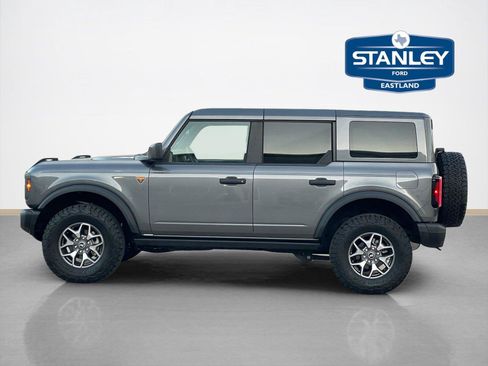 Used 2025 Ford Bronco Badlands AWD/4WD image 4