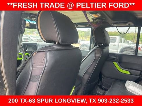 Used 2014 Jeep Wrangler Unlimited Rubicon w/ Connectivity Group image 11