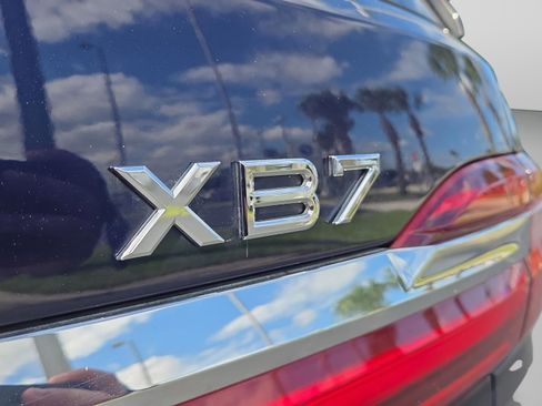 Certified 2022 BMW ALPINA XB7 AWD/4WD image 38