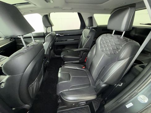 Used 2022 Hyundai Palisade Limited w/ Cargo Package image 25