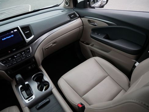 Used 2018 Honda Pilot EX-L image 11