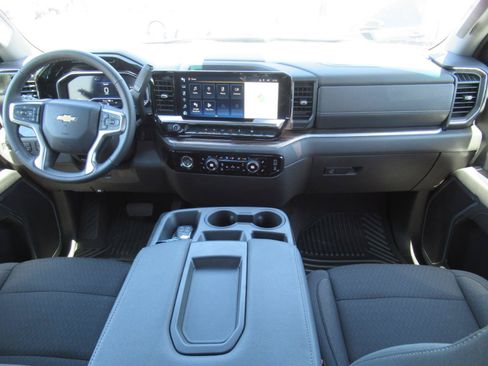 Certified 2023 Chevrolet Silverado 1500 LT AWD/4WD image 12