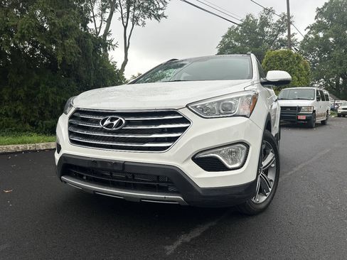 Used 2015 Hyundai Santa Fe GLS w/ Option Group 03 AWD/4WD image 2