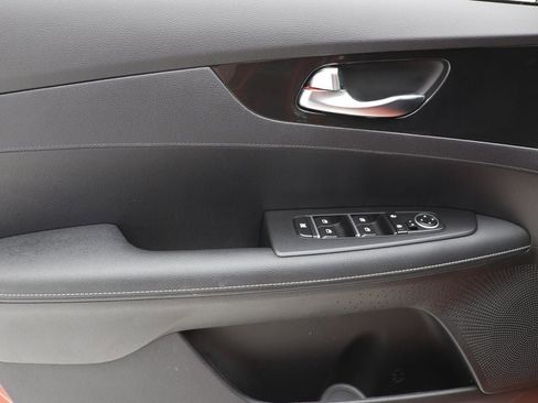 Used 2024 Kia Forte GT-Line w/ GT-Line Premium Package image 14