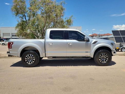 Used 2019 Ford F150 Raptor w/ Equipment Group 802A Luxury AWD/4WD image 9