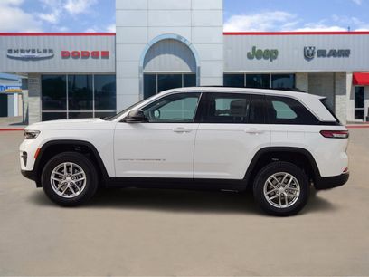 New 2025 Jeep Grand Cherokee Laredo