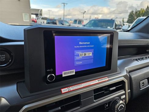 Used 2025 Toyota Tacoma SR5 image 18