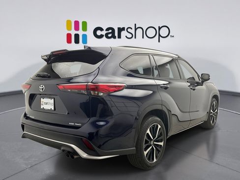 Used 2022 Toyota Highlander XSE image 5