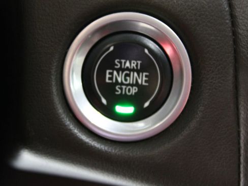 Used 2021 Chevrolet Tahoe Z71 w/ Z71 Off-Road Package image 42