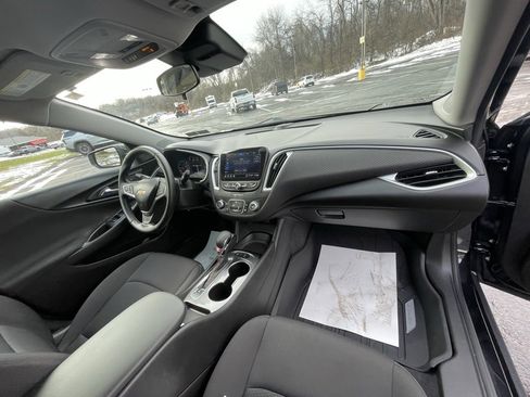 Used 2023 Chevrolet Malibu RS w/ Driver Confidence Package image 10