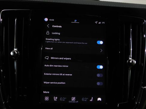 Used 2026 Volvo V90 B6 Cross Country Ultra image 63