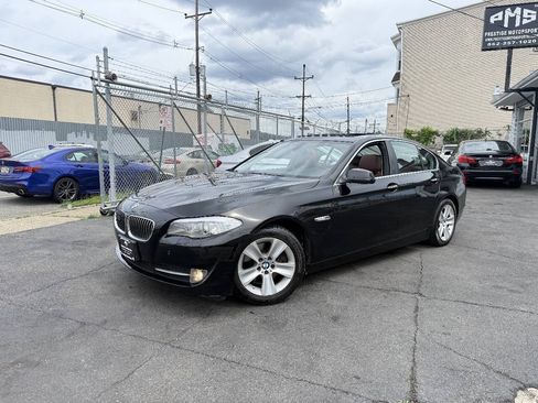 Used 2012 BMW 528i Sedan RWD image 1