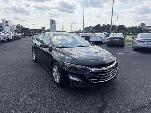 Used 2024 Chevrolet Malibu LT FWD image 3