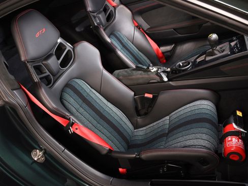 Used 2022 Porsche 911 GT3 RWD image 5