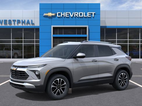 New 2026 Chevrolet TrailBlazer LT w/ Convenience Package FWD image 2