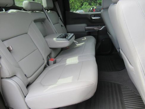 Used 2020 Chevrolet Silverado 1500 LTZ w/ LTZ Premium Package image 28