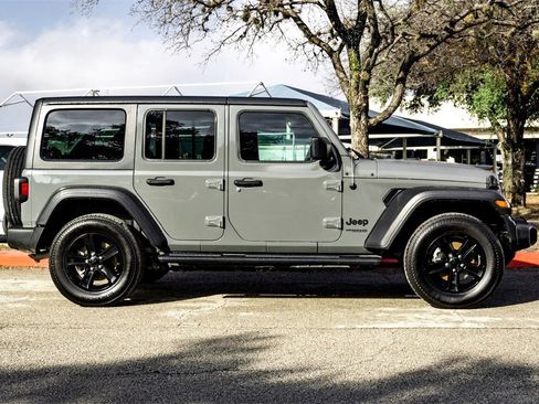 Used 2020 Jeep Wrangler Unlimited Sport image 4
