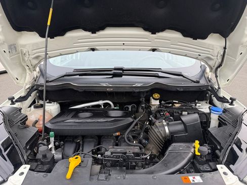 Used 2020 Ford EcoSport Titanium AWD/4WD image 29