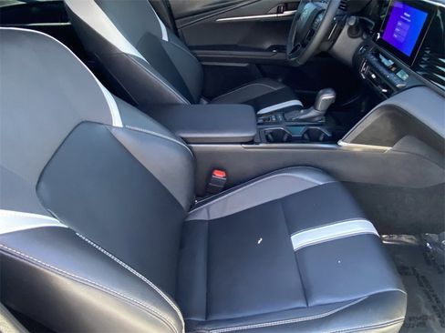 Certified 2025 Toyota Camry SE image 14