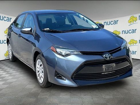 Used 2017 Toyota Corolla LE FWD image 1