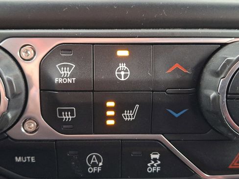 Used 2021 Jeep Gladiator Rubicon image 23