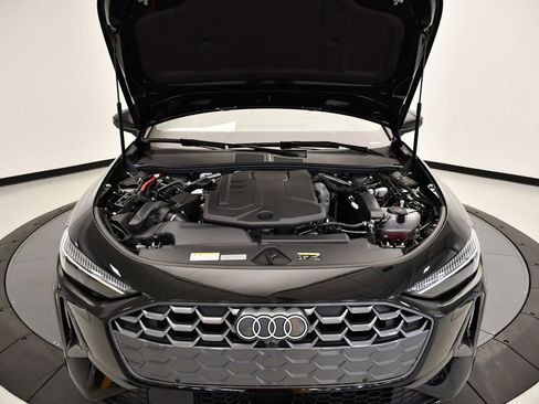 Used 2025 Audi A5 2.0T Premium Plus w/ Premium Plus AWD/4WD image 12