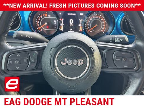 Used 2021 Jeep Gladiator Sport AWD/4WD image 8