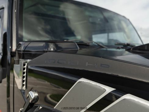 Used 2004 HUMMER H2 w/ Preferred Equipment Group image 89