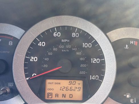 Used 2008 Toyota RAV4 4WD image 12