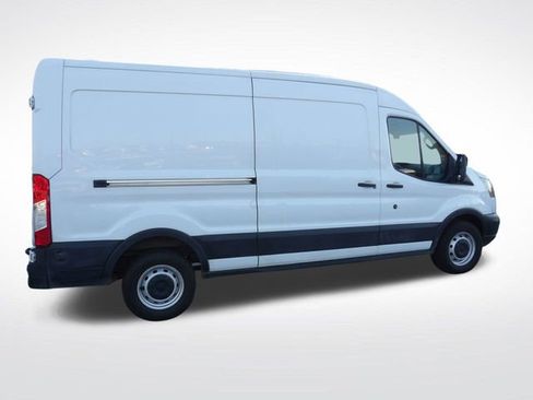 Used 2019 Ford Transit 250 148 Medium Roof image 15