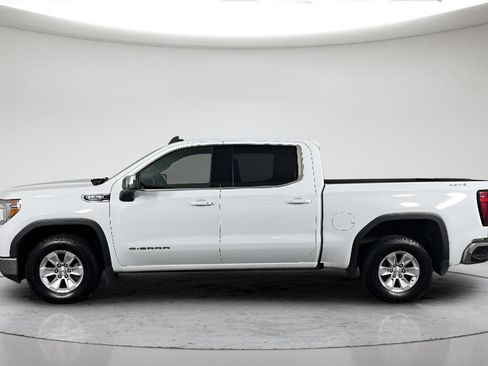 Used 2022 GMC Sierra 1500 SLE w/ Driver Alert Package II AWD/4WD image 8